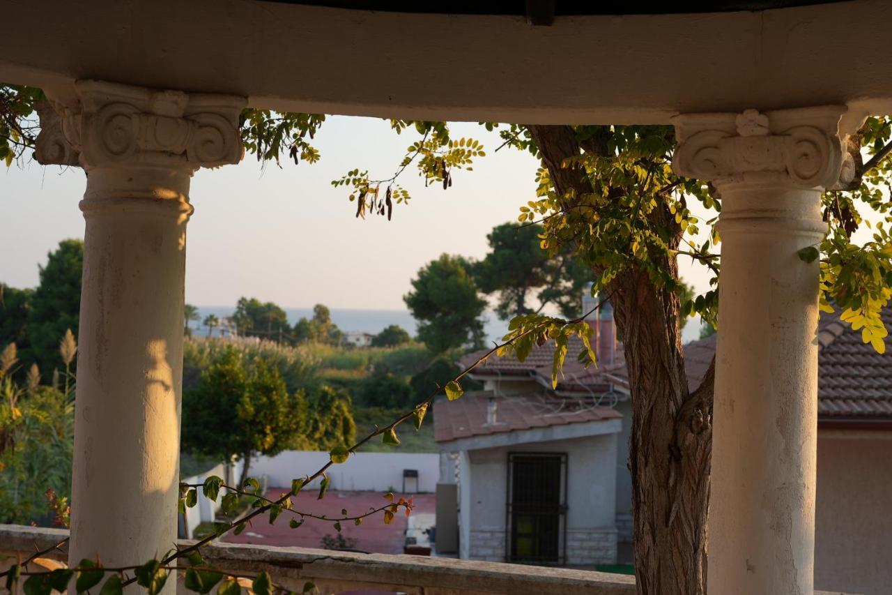 Villa Ada Leporano Buitenkant foto